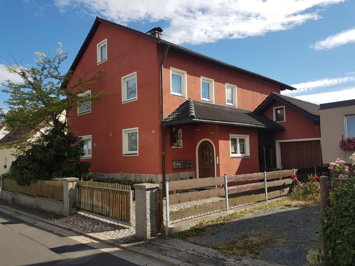 Gaestehaus Aurelia Wiesau Экстерьер фото